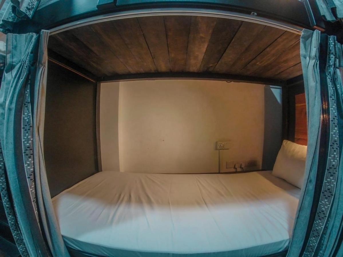 לינה וארוחת בוקר קנדי Nap Station מראה חיצוני תמונה