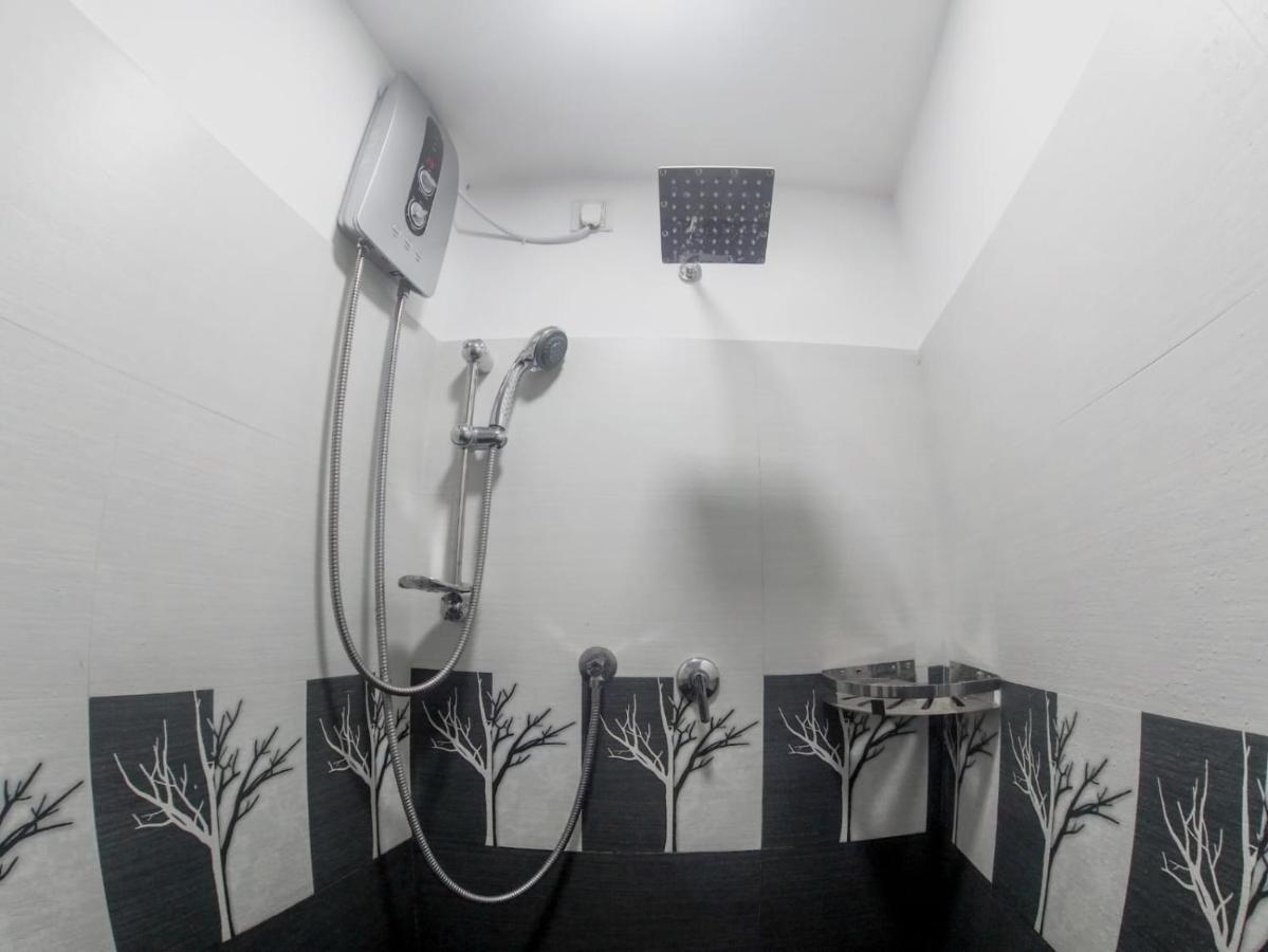 לינה וארוחת בוקר קנדי Nap Station מראה חיצוני תמונה